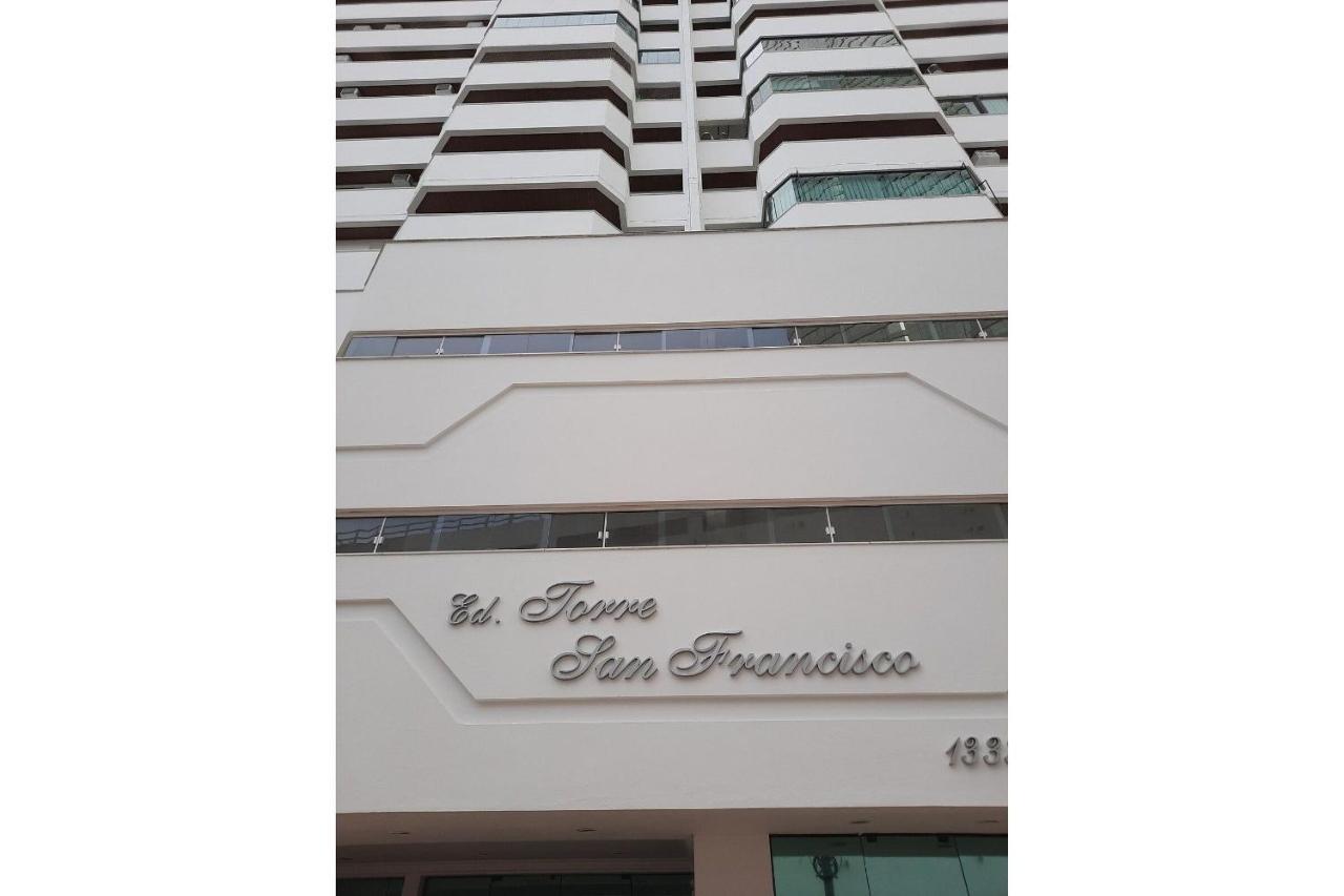 3 SUITES LINDA VISTA DA ORLA DE BC a 50M da PRAIA Balneario Camboriu Exterior foto